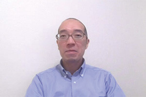 ri1_author02.jpg