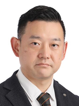 海老根　崇