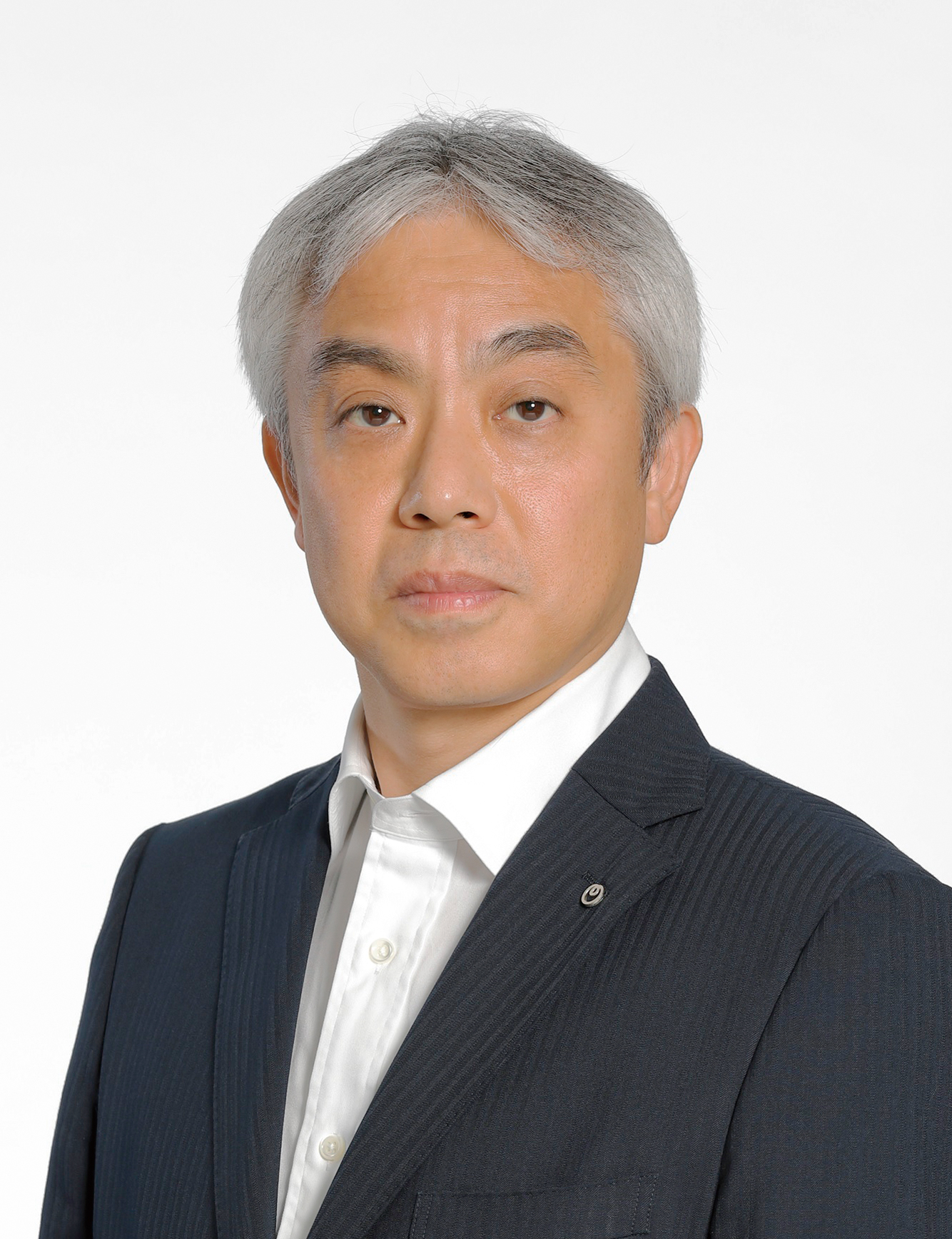 平田　真一