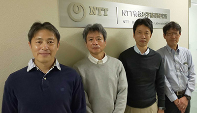 （左から）岡本　創／舘野　功太／佐々木　智／山口　浩司