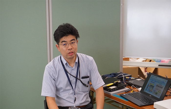 インタビューの様子