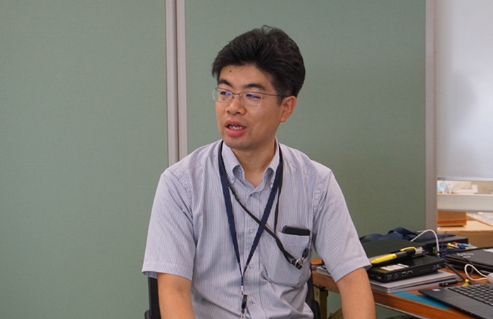 インタビューの様子