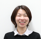 境　美樹 氏