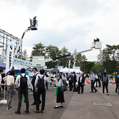 屋外展示の様子