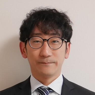Distinguished Researcher Yuki Wakabayashi