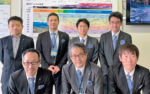 （後列左から）後藤　和人／高橋　央／田所　将志／川田　秀雄（前列左から）小山　良／大槻　信也／田中　亮