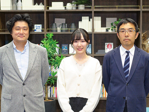 （左から）増野　淳／伊藤　穂乃花／平賀　健