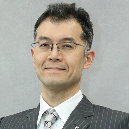 西巻　陵